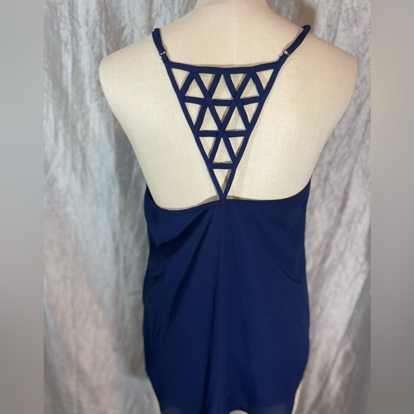 Wells Grace navy polyester tank top with liner & adjustable straps - Picture 3 of 10